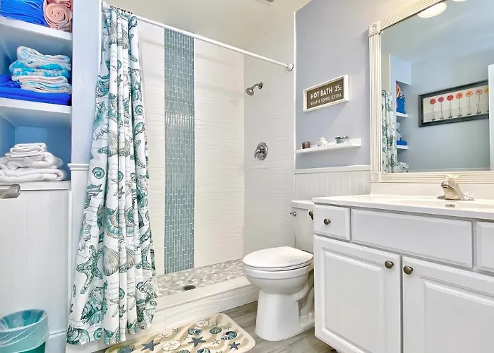 Barefoot Beach E102